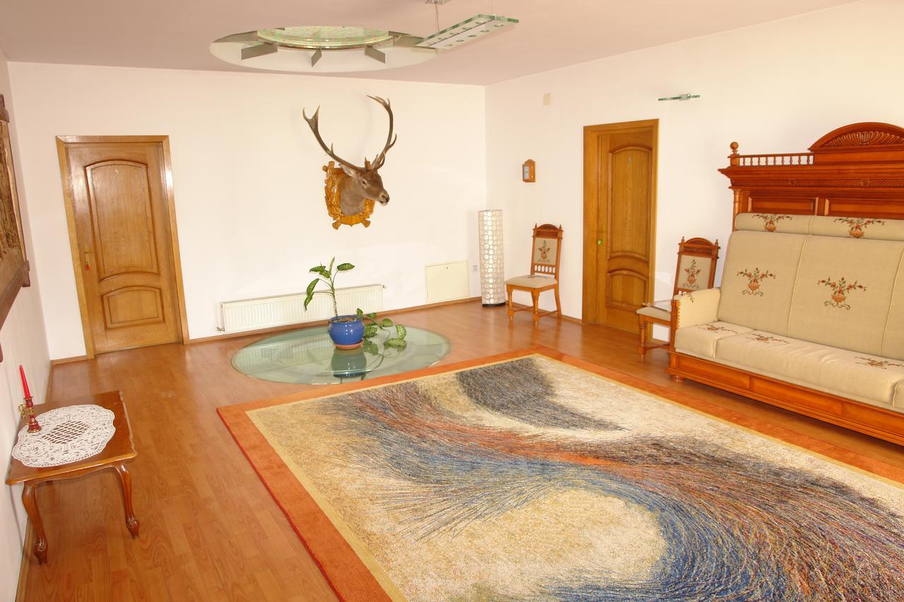 Pensiunea Casa Benko Bacau Luaran gambar